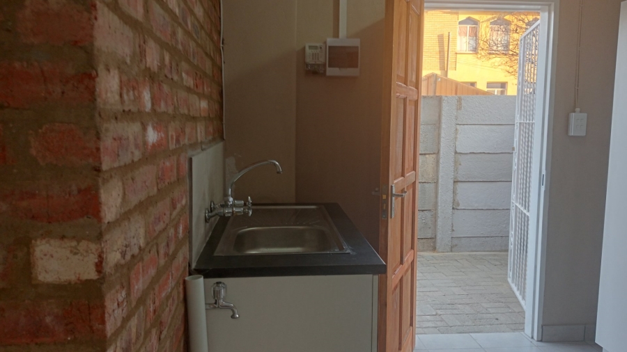 To Let 1 Bedroom Property for Rent in Potchefstroom North West
